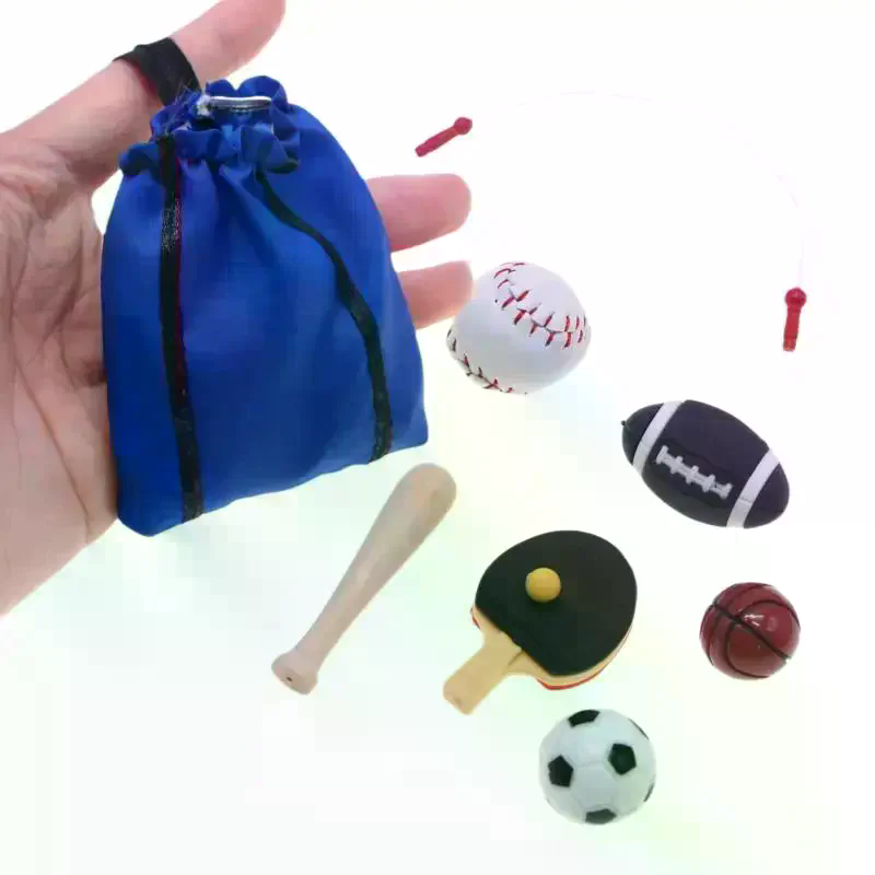 Sports Equipment Basketball - Набор миниатюрного спортивного инвентаря для кукольного